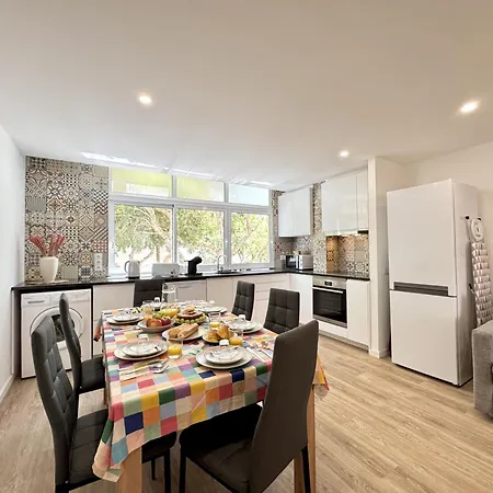 아파트 Town 2 By Homing