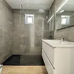 Town 2 By Homing Apartman *