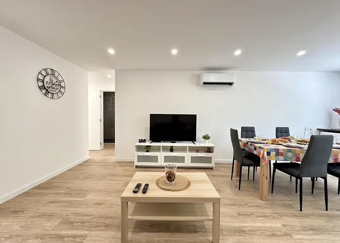 Town 2 By Homing Appartement