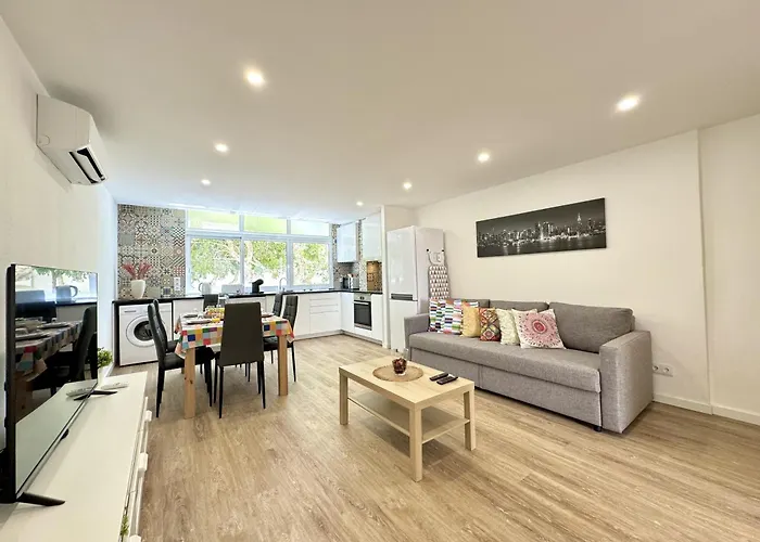 Town 2 By Homing Appartement Portimão